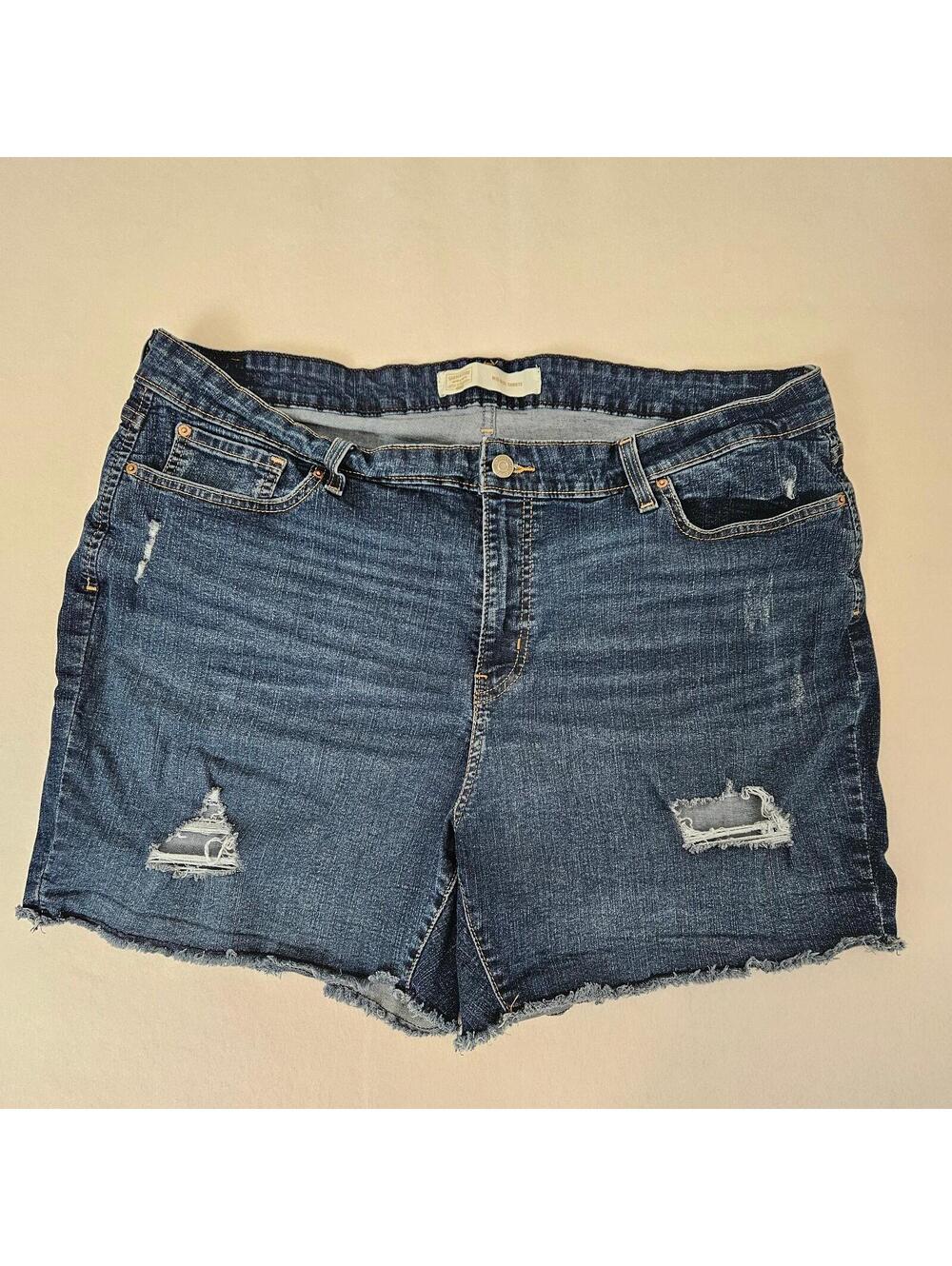 Levi Strauss Signature Gold Womens Shorts W36 Blue Distressed Mid Rise Denim Cut